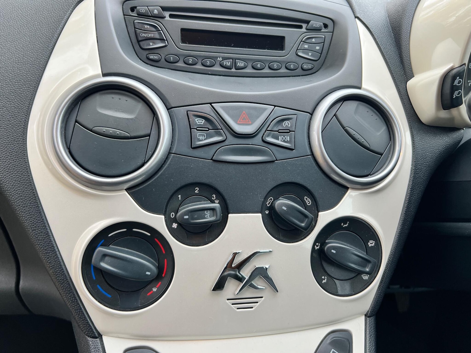 Used Ford Ka 2013 for sale - 76433283: Photo 38