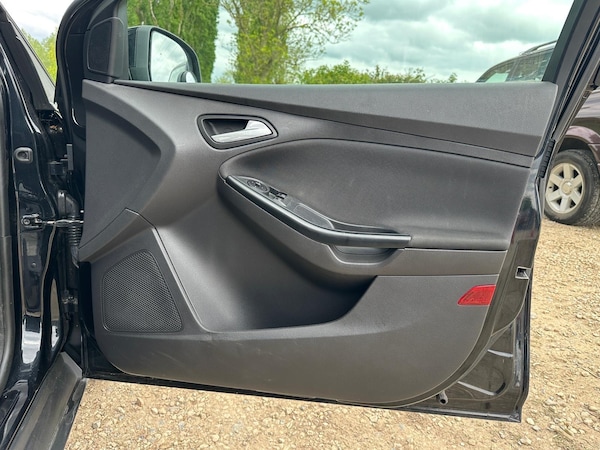 Used Ford Focus 2012 for sale - 74899168: Photo 24