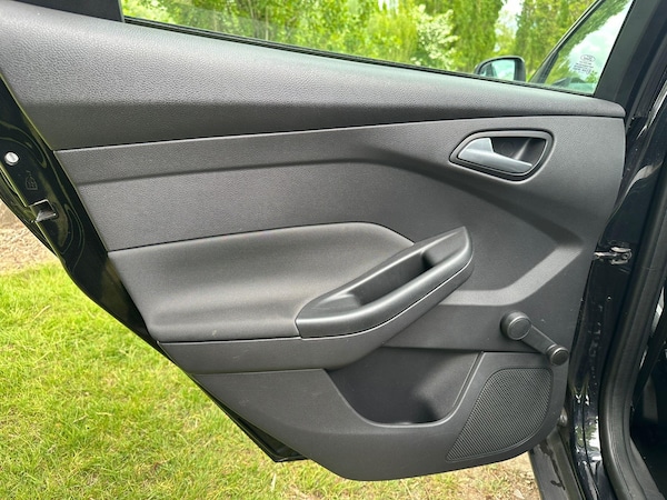 Used Ford Focus 2012 for sale - 74899168: Photo 32