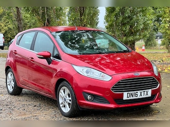 2016 (16) - 1.0T EcoBoost Zetec Euro 6 (s/s) 5dr
