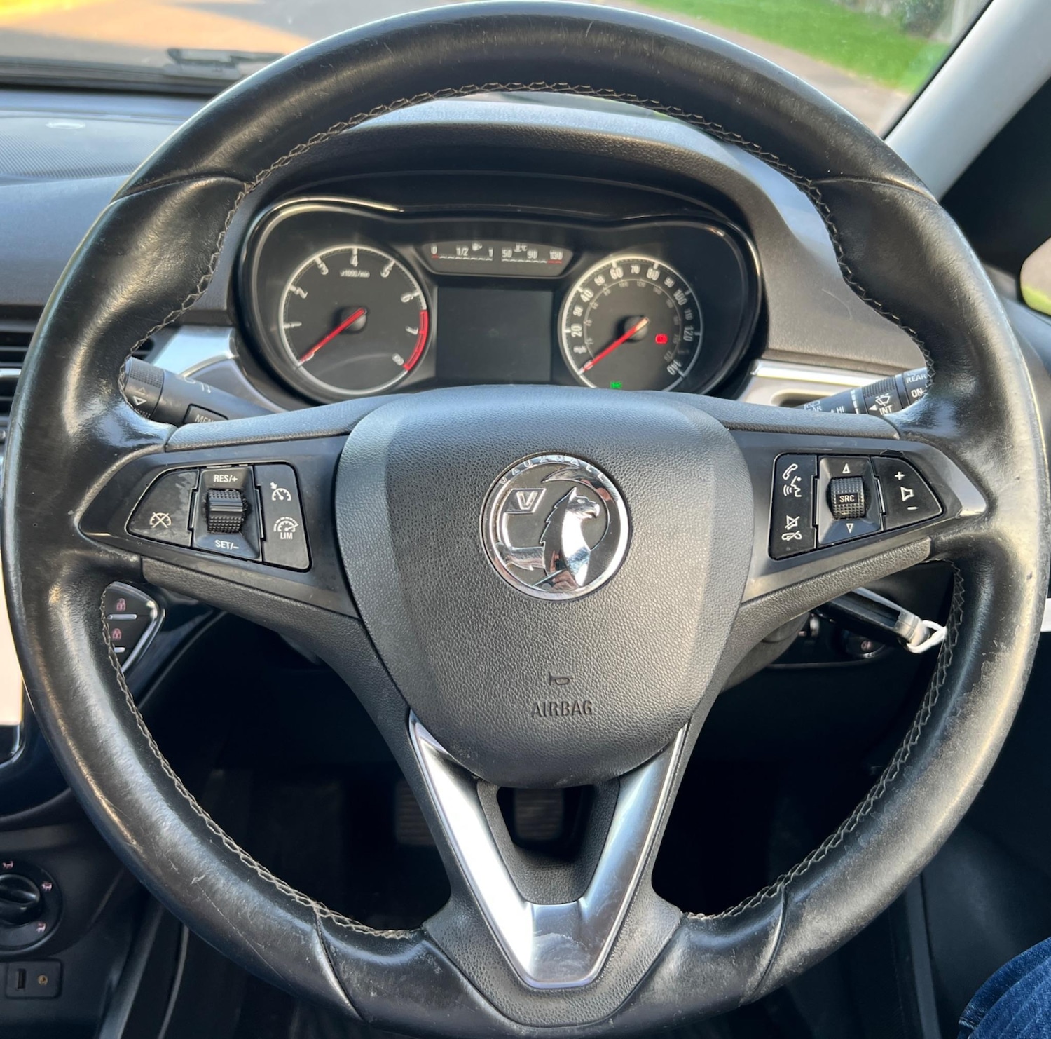 Vehicle 28