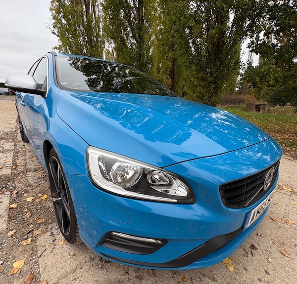 Used Volvo V60 2015 for sale - 76295193: Photo 13