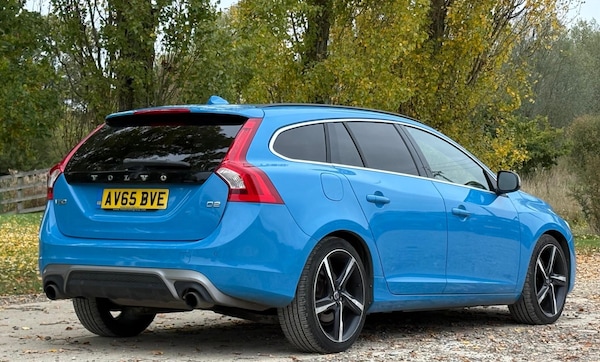 Used Volvo V60 2015 for sale - 76295193: Photo 9
