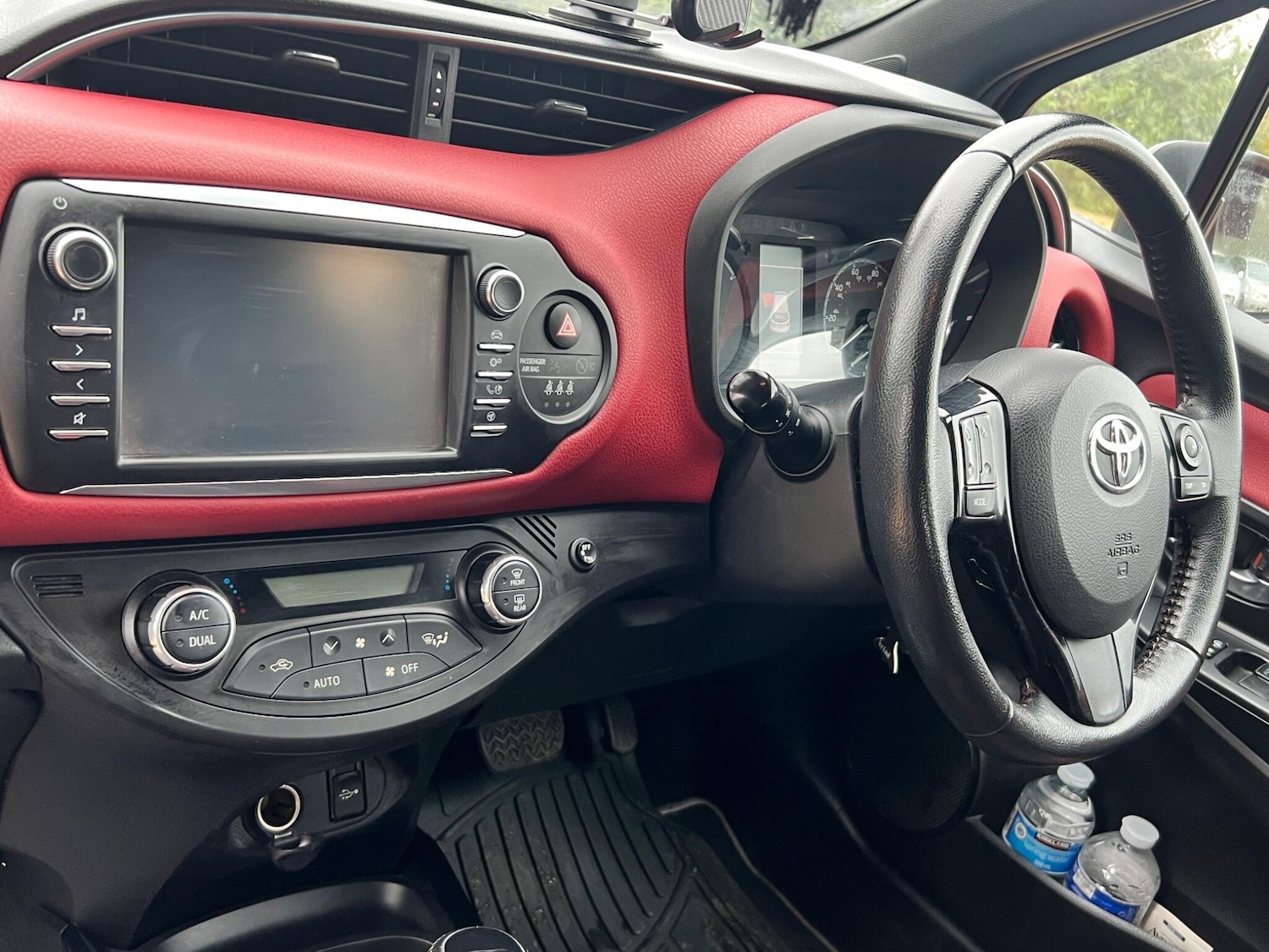 Used Toyota Yaris 2017 for sale - 76151513: Photo 44