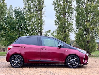 Used Toyota Yaris 2017 for sale - 76151513: Photo 4