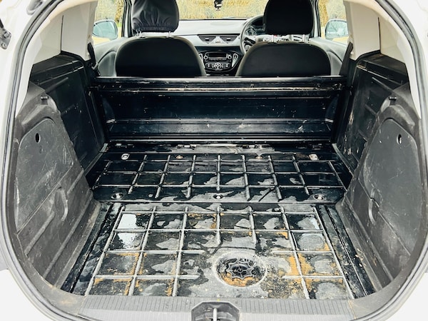 Used Vauxhall Corsa Van 2017 for sale - 75040435: Photo 28