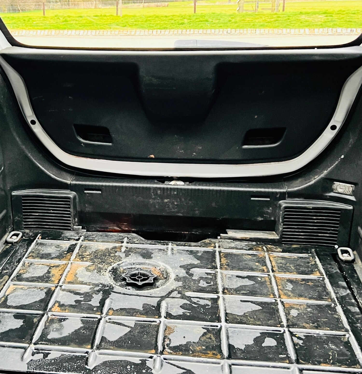 Vehicle 29