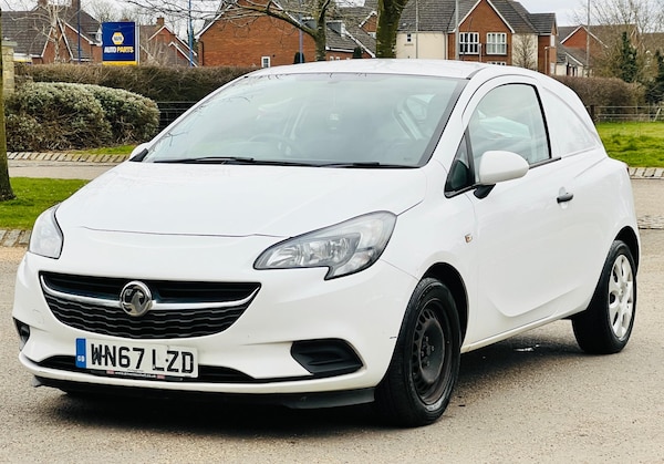 Used Vauxhall Corsa Van 2017 for sale - 75040435: Photo 3