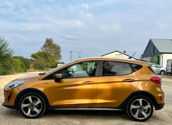 Used Ford Fiesta 2020 for sale - 75635092: Photo 4