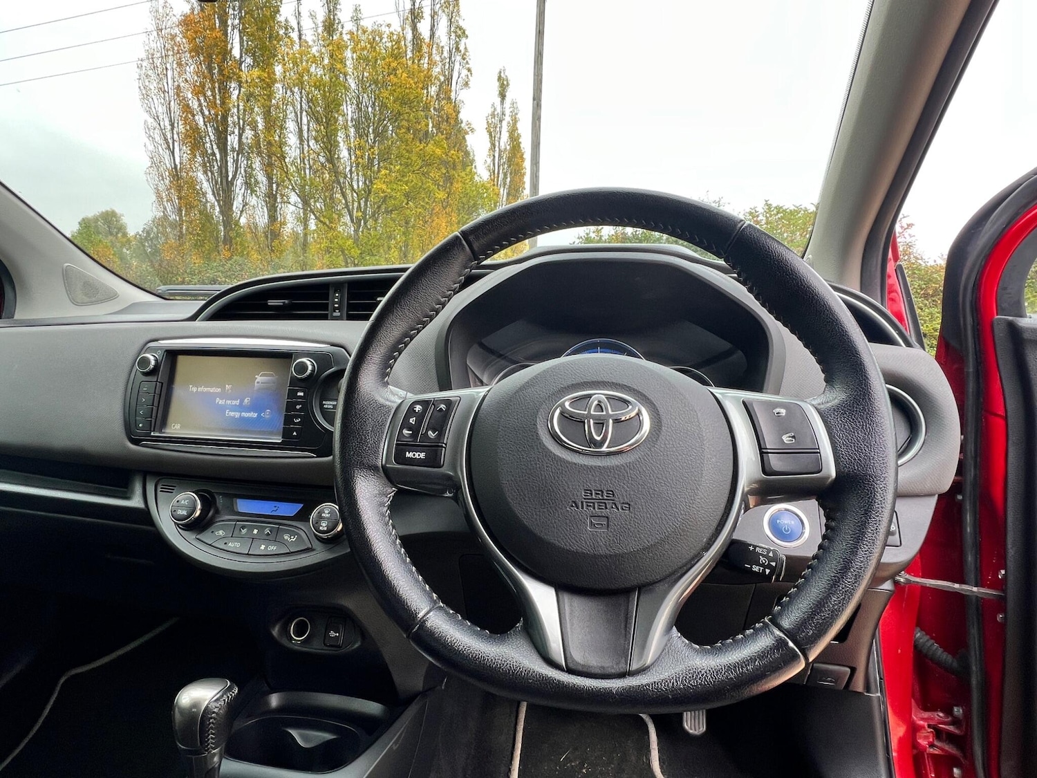 Used Toyota Yaris 2016 for sale - 76294881: Photo 31