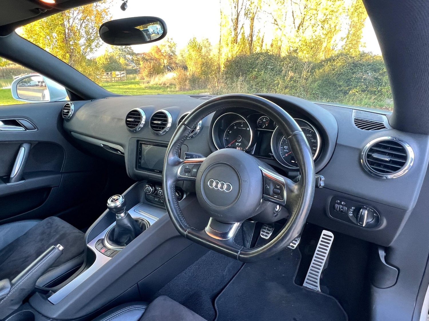 Used Audi TT 2010 for sale - 76188940: Photo 17