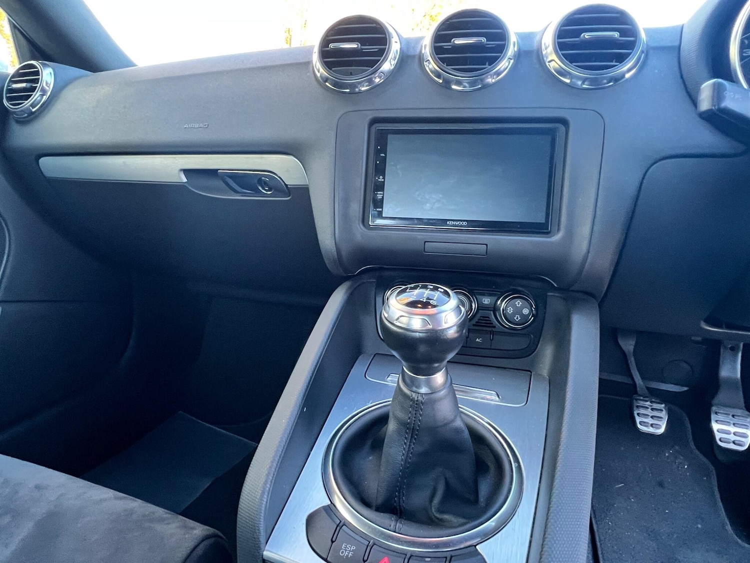 Used Audi TT 2010 for sale - 76188940: Photo 24