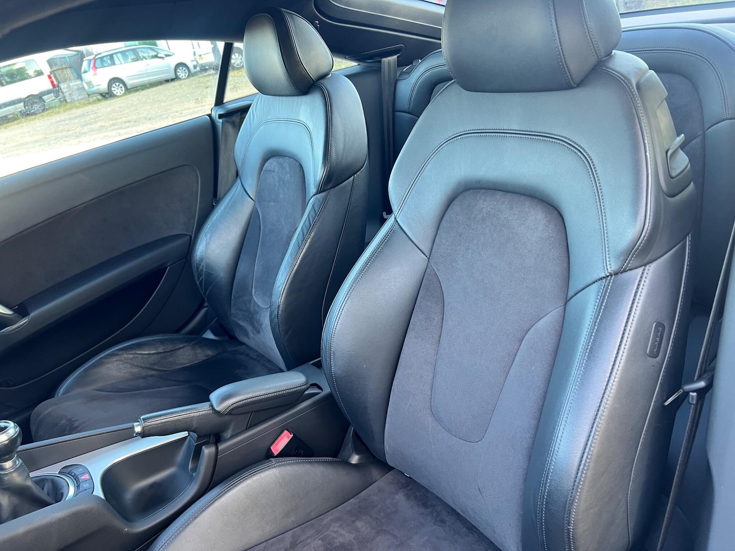 Used Audi TT 2010 for sale - 76188940: Photo 38