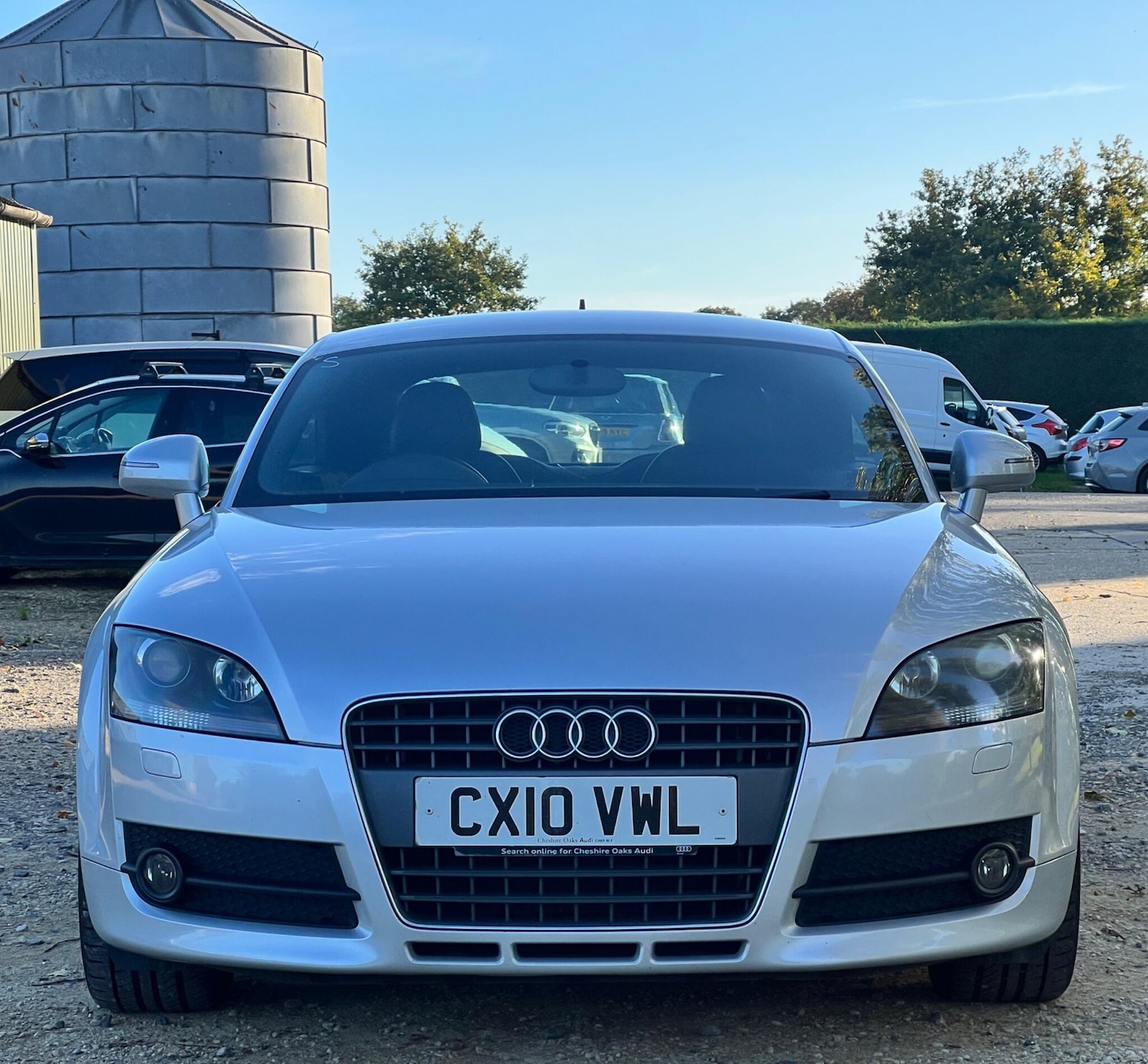 Used Audi TT 2010 for sale - 76188940: Photo 4