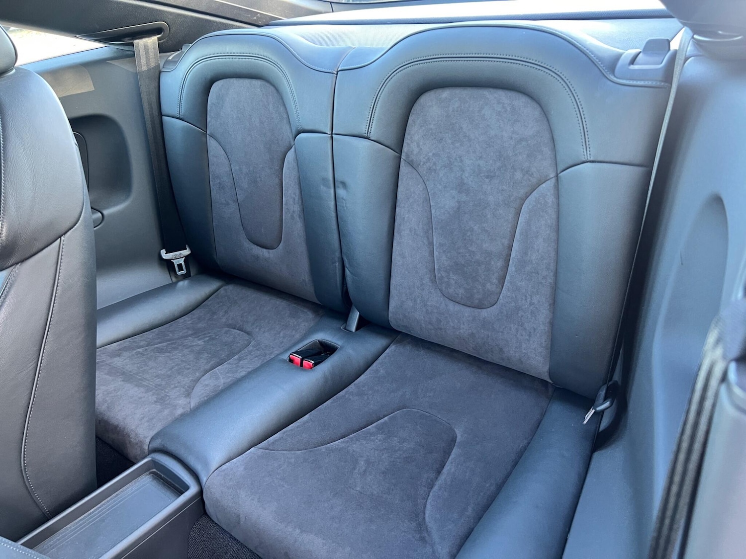 Used Audi TT 2010 for sale - 76188940: Photo 49