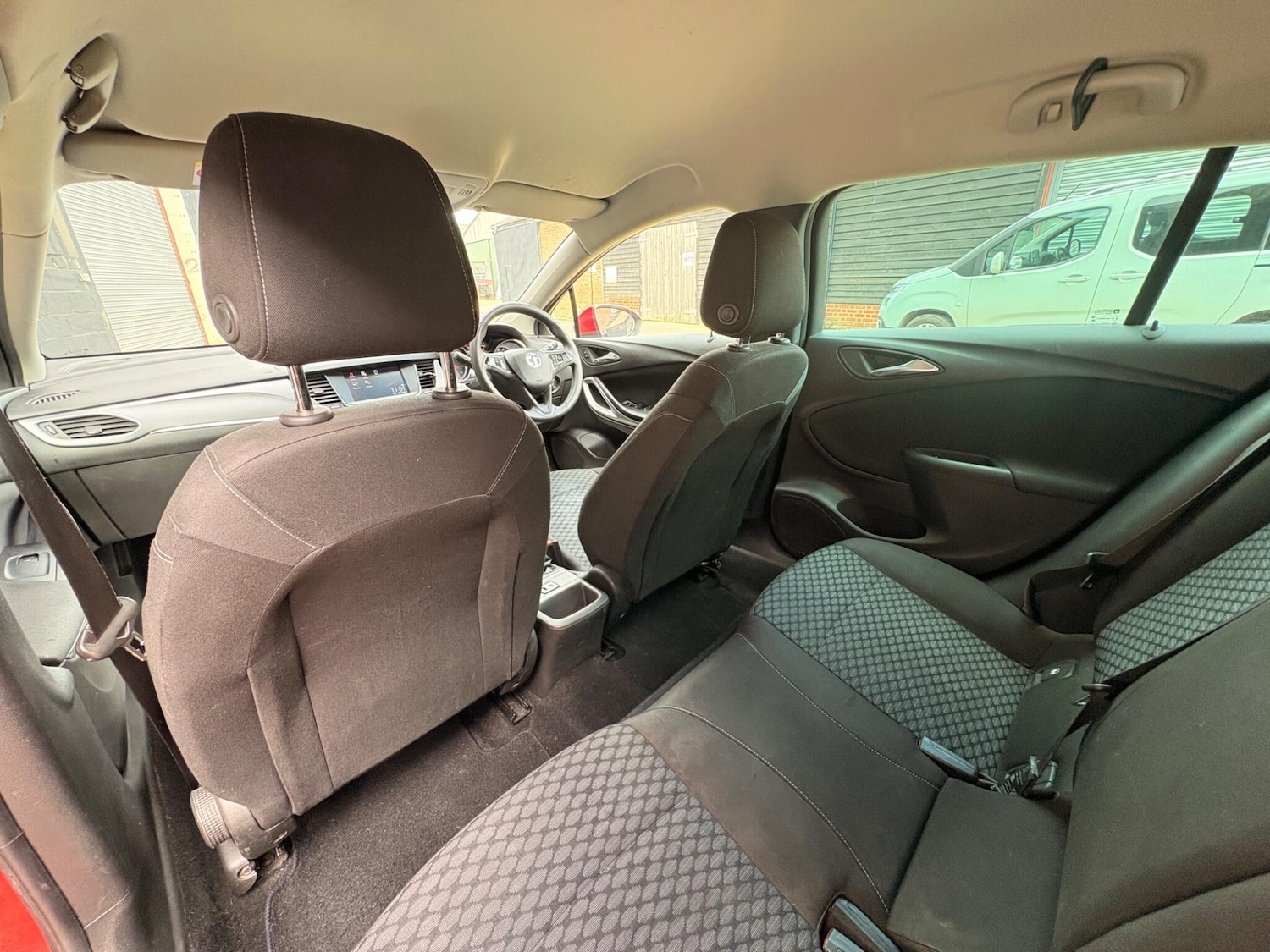 Used Vauxhall Astra 2018 for sale - 78019444: Photo 38