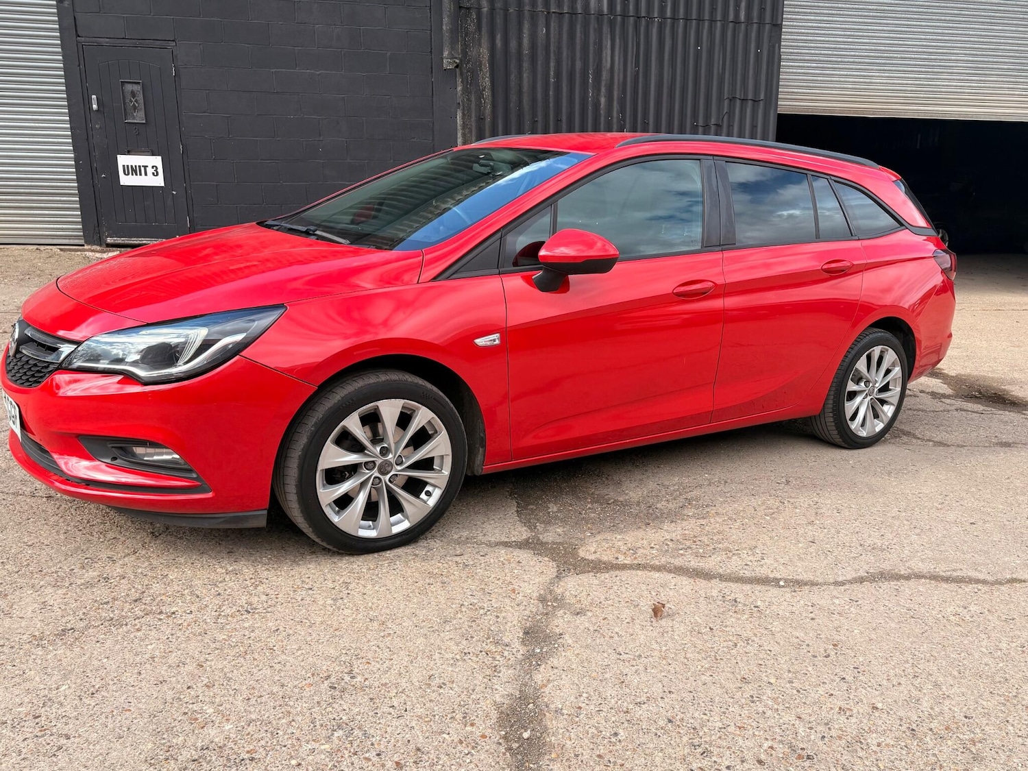 Used Vauxhall Astra 2018 for sale - 78019444: Photo 4