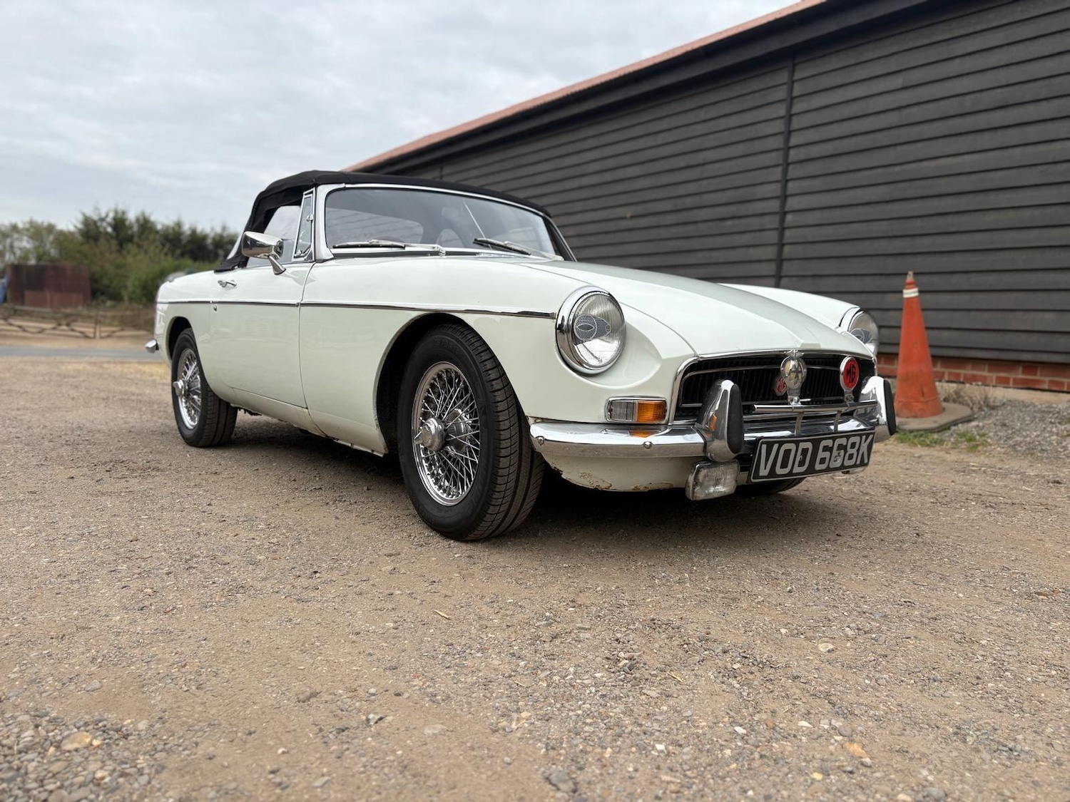 Used MG MGB 1971 for sale - 77808429: Photo 2