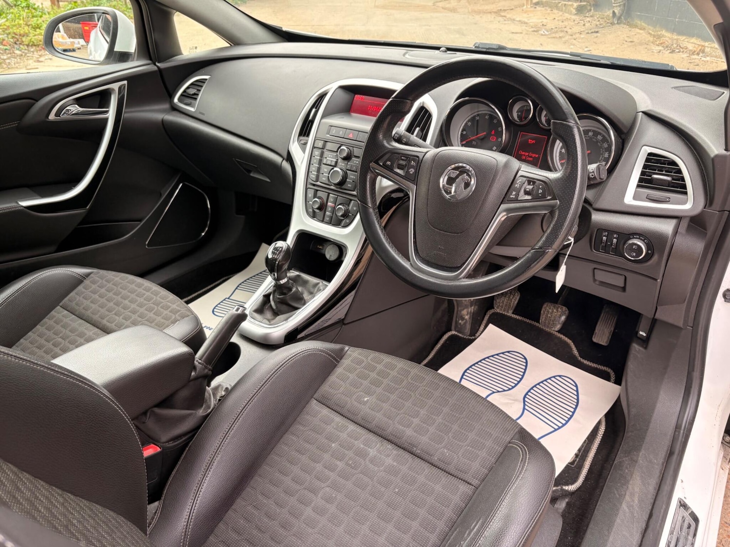 Used Vauxhall Astra GTC 2013 for sale - 78099923: Photo 18