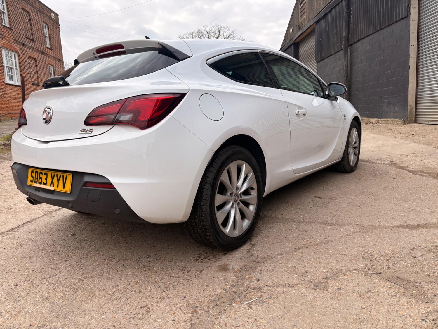 Used Vauxhall Astra GTC 2013 for sale - 78099923: Photo 3