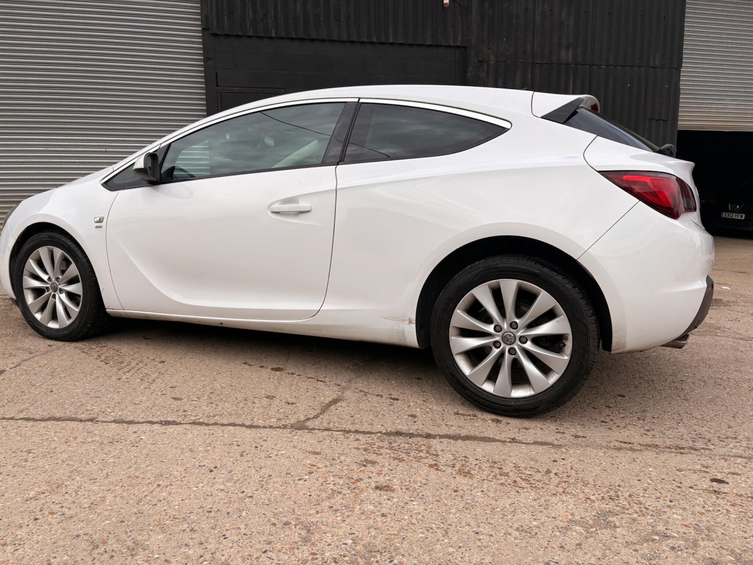 Used Vauxhall Astra GTC 2013 for sale - 78099923: Photo 7