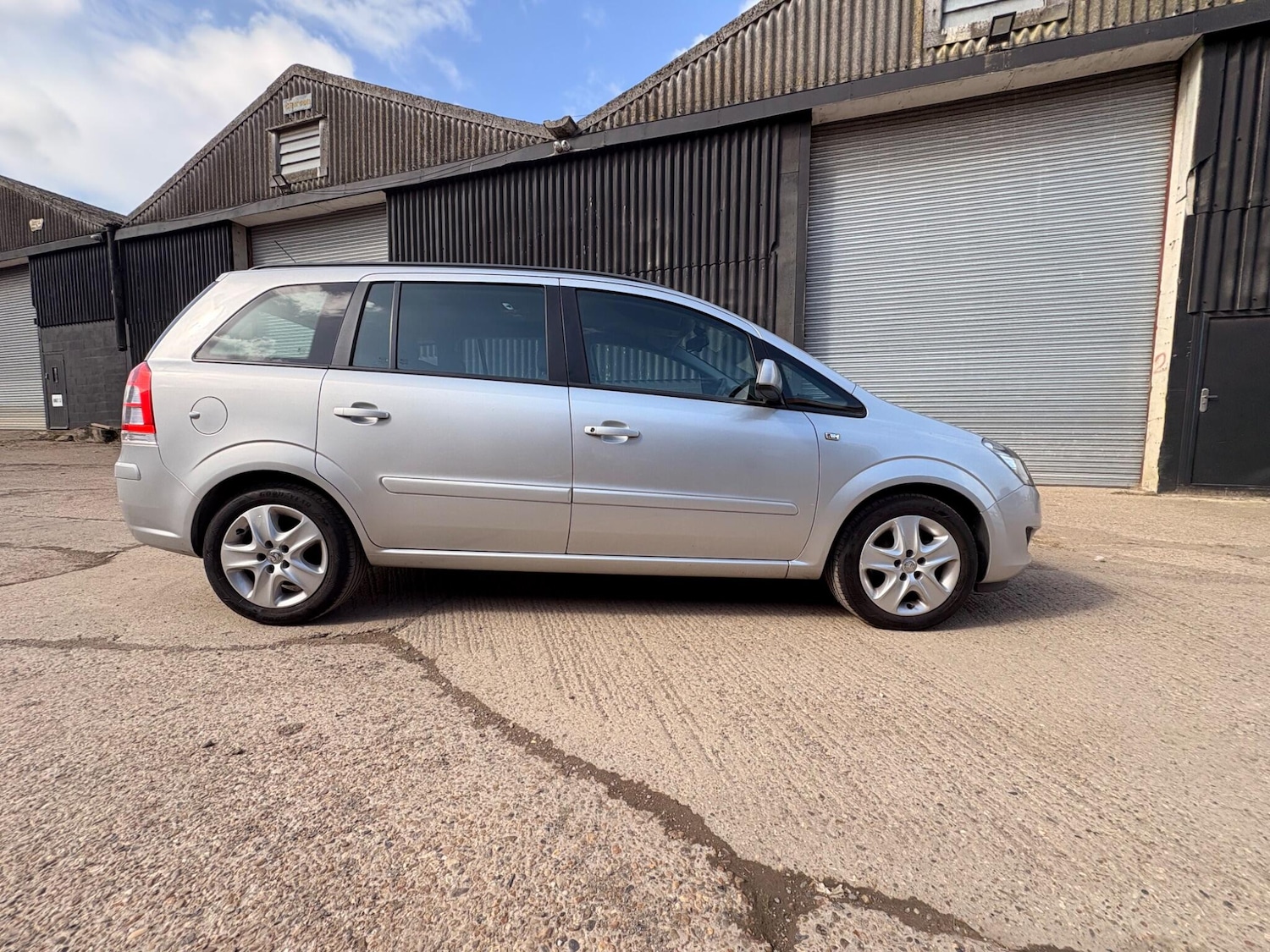 Used Vauxhall Zafira 2013 for sale - 78072681: Photo 11