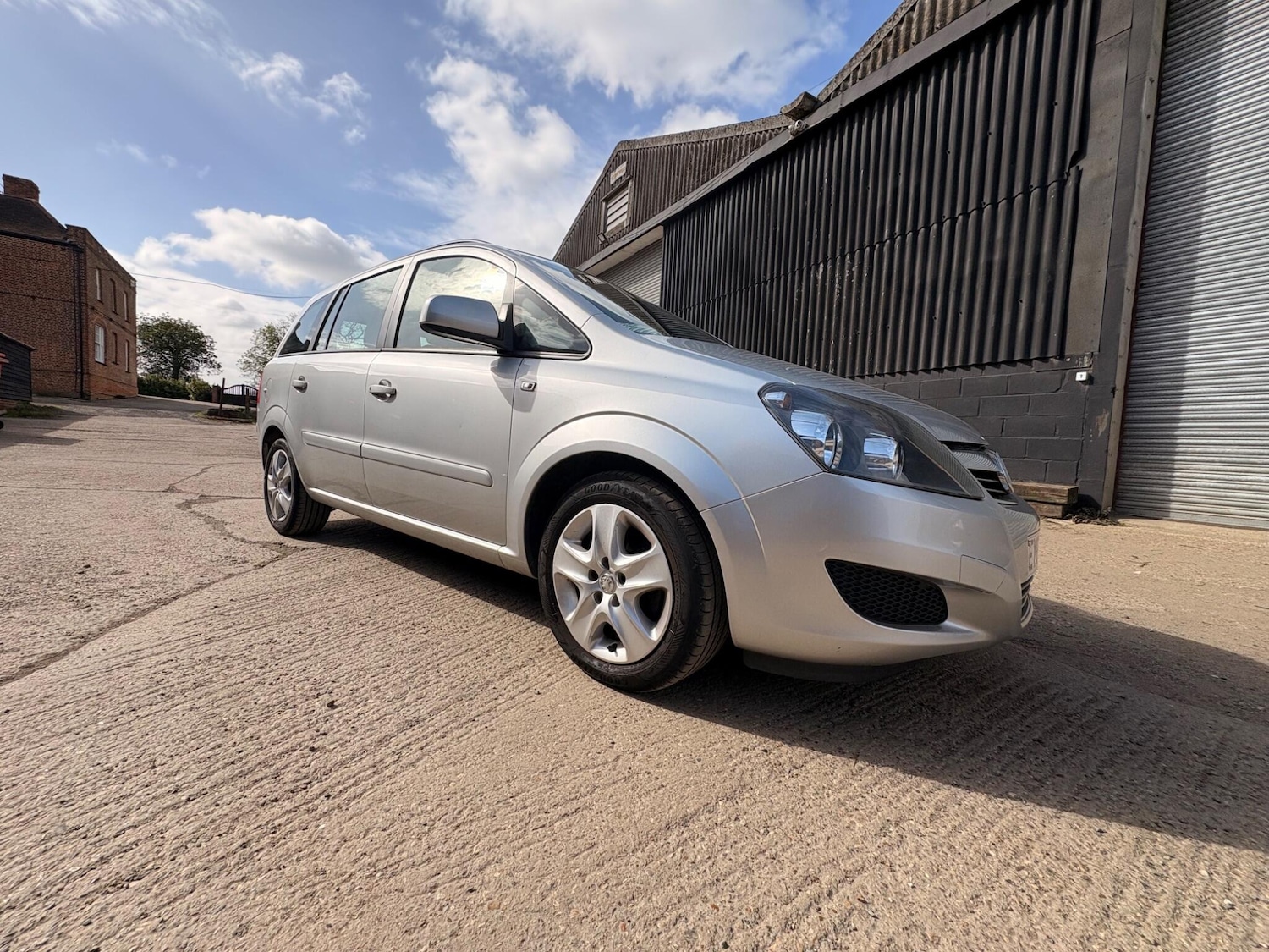 Used Vauxhall Zafira 2013 for sale - 78072681: Photo 3