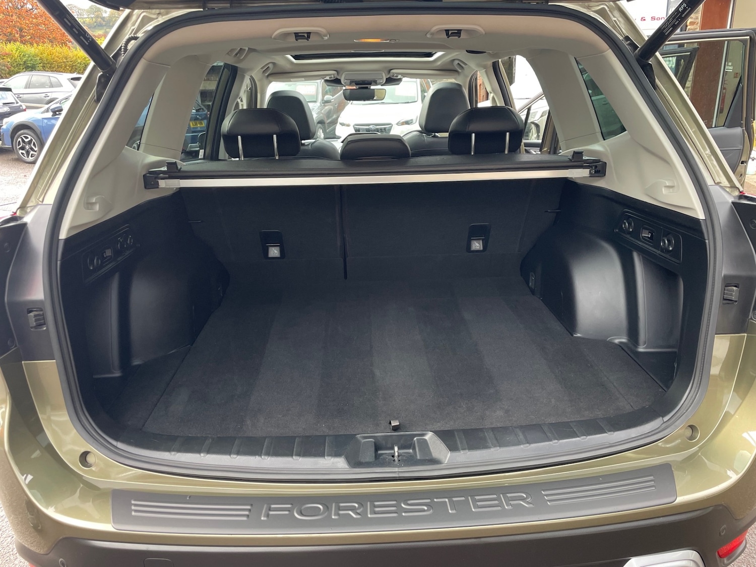 Used Subaru Forester 2023 for sale - 76329731: Photo 7