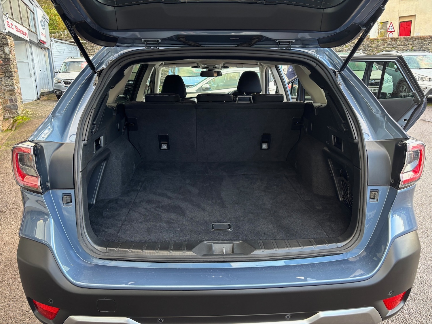 Used Subaru Outback 2023 for sale - 76891712: Photo 5