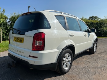 Used Ssangyong Rexton 2015 for sale - 79111090: Photo