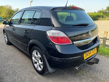 Used Vauxhall Astra 2004 for sale - 79080636: Photo