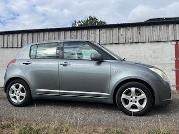Used Suzuki Swift 2006 for sale - 79611249: Photo