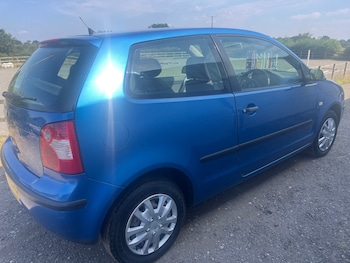Used Volkswagen Polo 2003 for sale - 79384224: Photo