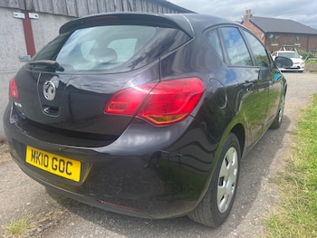Used Vauxhall Astra 2010 for sale - 79078298: Photo