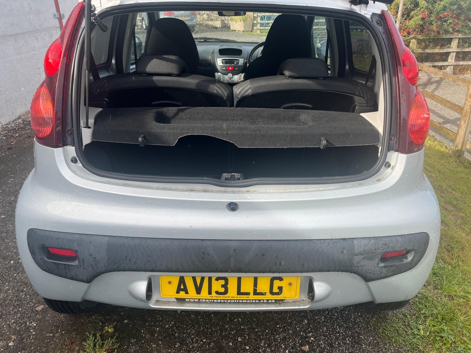 Used Peugeot 107 2013 for sale - 76314674: Photo 10