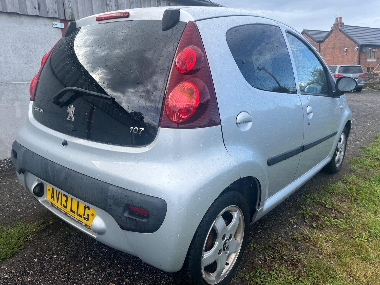 Used Peugeot 107 2013 for sale - 76314674: Photo 6