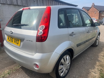 Used Ford Fiesta 2006 for sale - 79384149: Photo