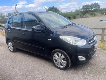 Used Hyundai i10 2013 for sale - 79383932: Photo