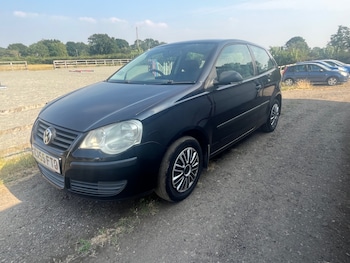 Used Volkswagen Polo undefined for sale - 79473515: Photo