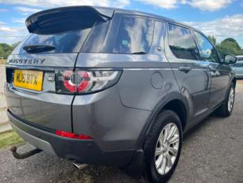 Used Land Rover Discovery Sport 2015 for sale - 75082375: Photo