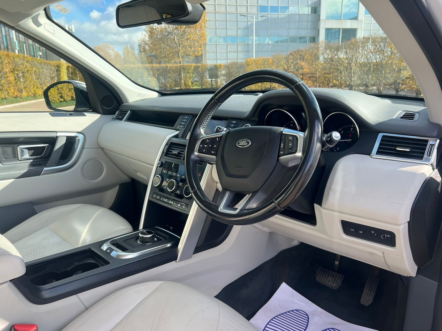 Used Land Rover Discovery Sport 2018 for sale - 76436619: Photo 17