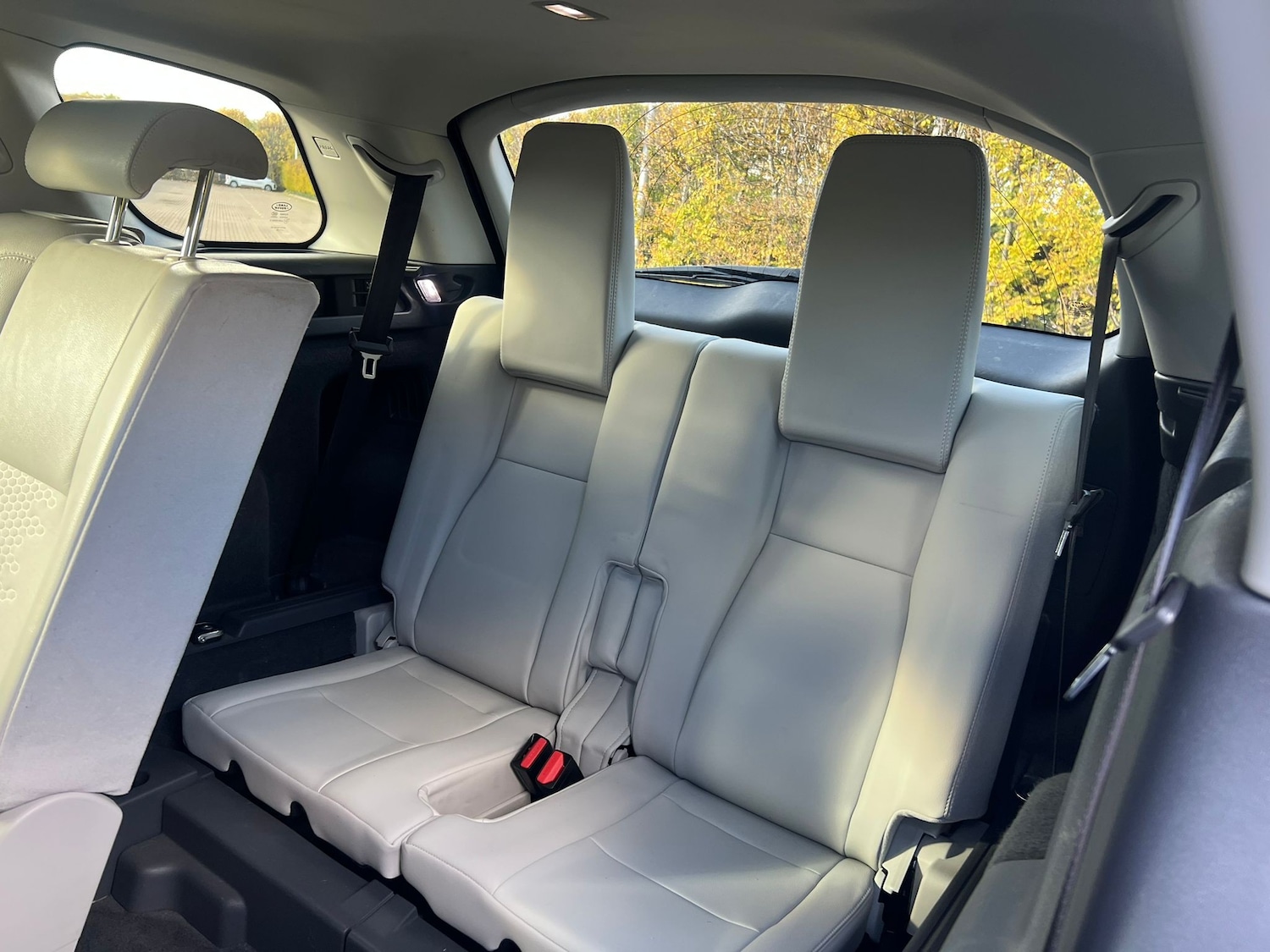 Used Land Rover Discovery Sport 2018 for sale - 76436619: Photo 27