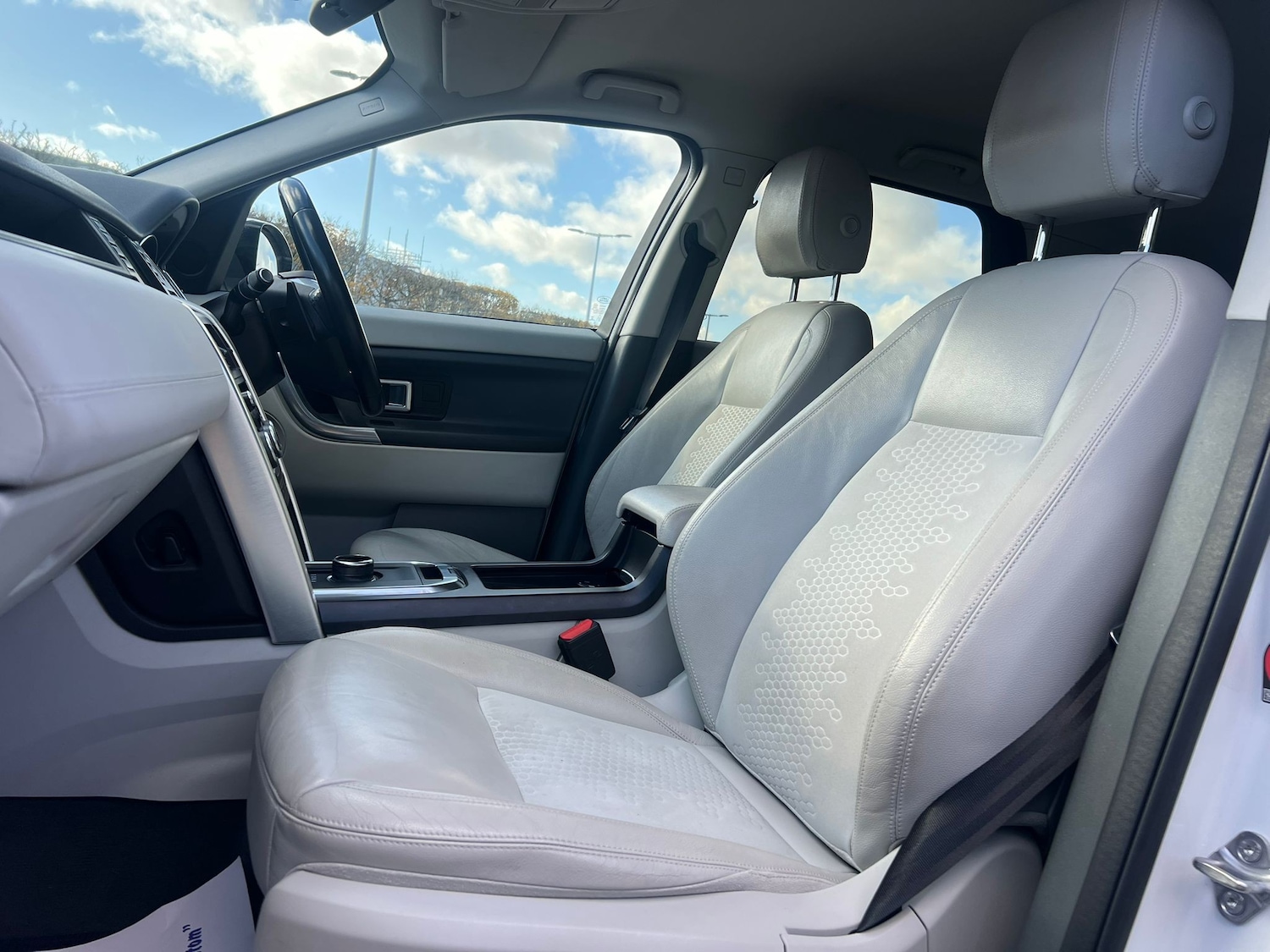 Used Land Rover Discovery Sport 2018 for sale - 76436619: Photo 28