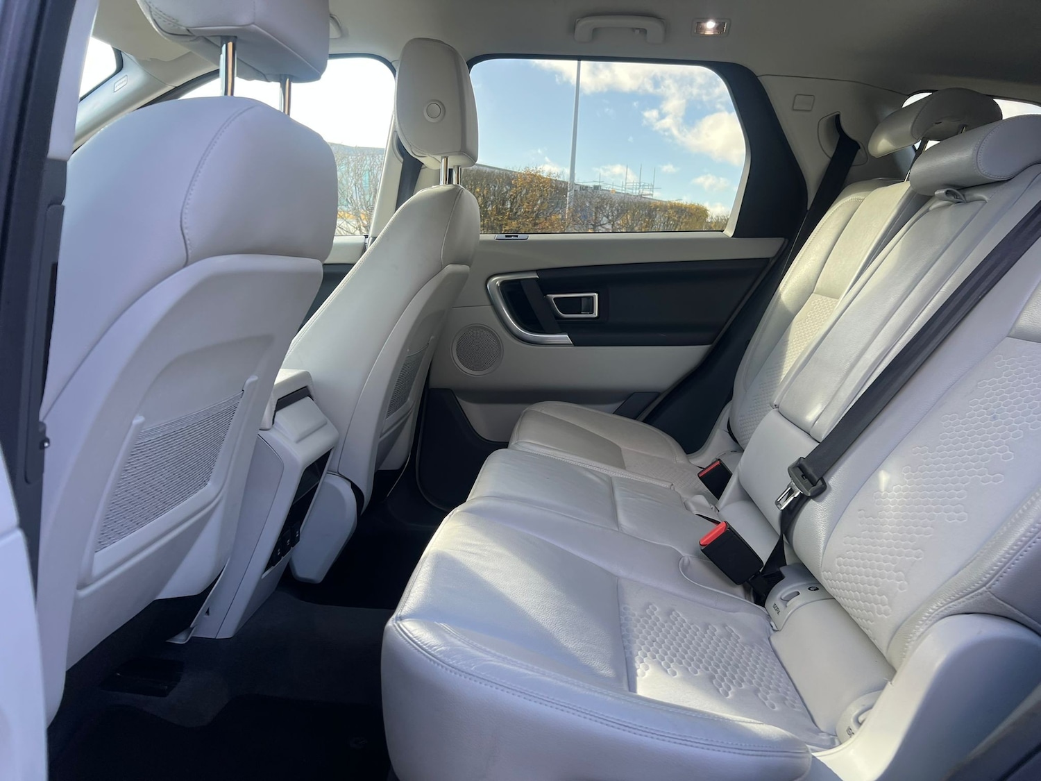 Used Land Rover Discovery Sport 2018 for sale - 76436619: Photo 29