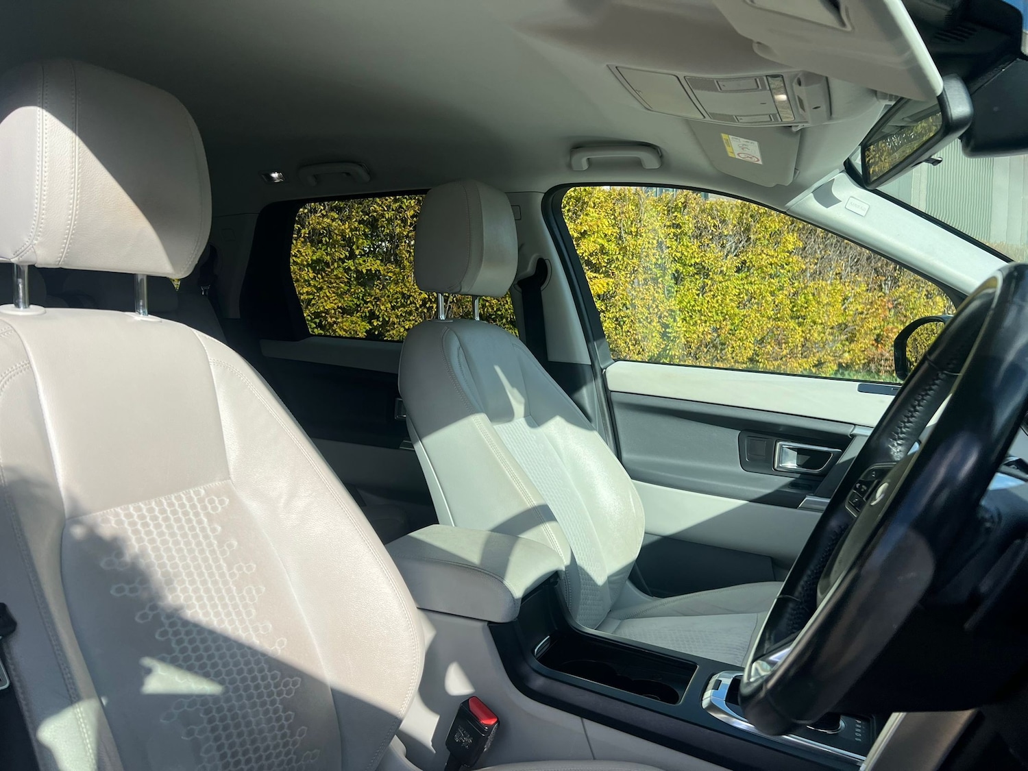 Used Land Rover Discovery Sport 2018 for sale - 76436619: Photo 34