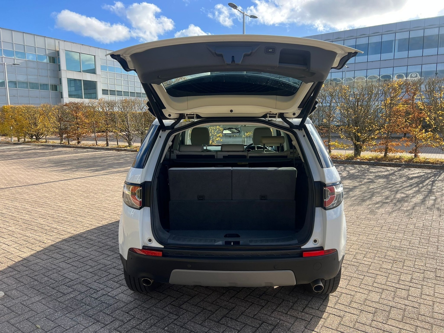 Used Land Rover Discovery Sport 2018 for sale - 76436619: Photo 43