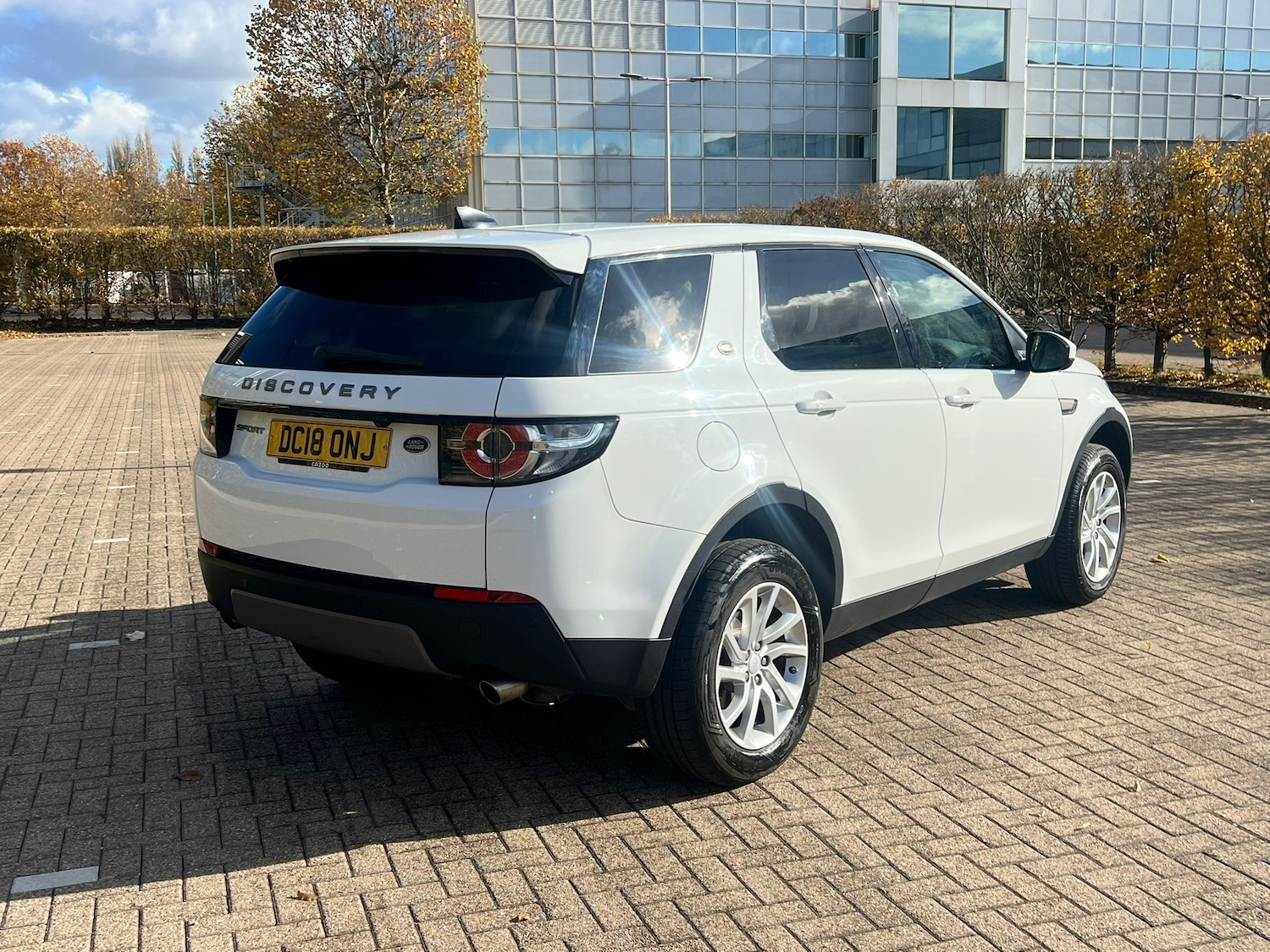 Used Land Rover Discovery Sport 2018 for sale - 76436619: Photo 6