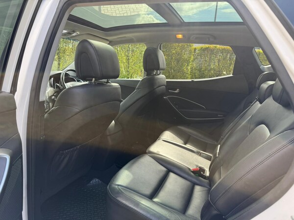 Used Hyundai Santa Fe 2015 for sale - 75705621: Photo 28