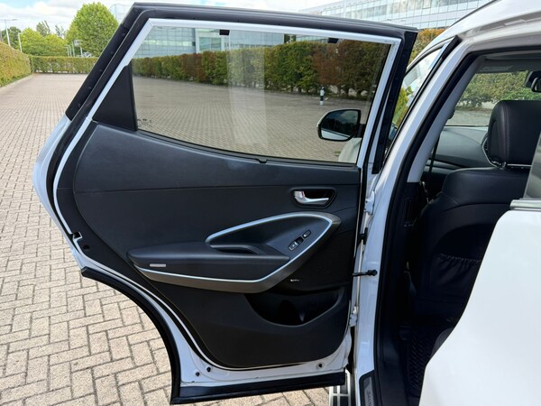 Used Hyundai Santa Fe 2015 for sale - 75705621: Photo 33