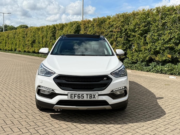 Used Hyundai Santa Fe 2015 for sale - 75705621: Photo 4